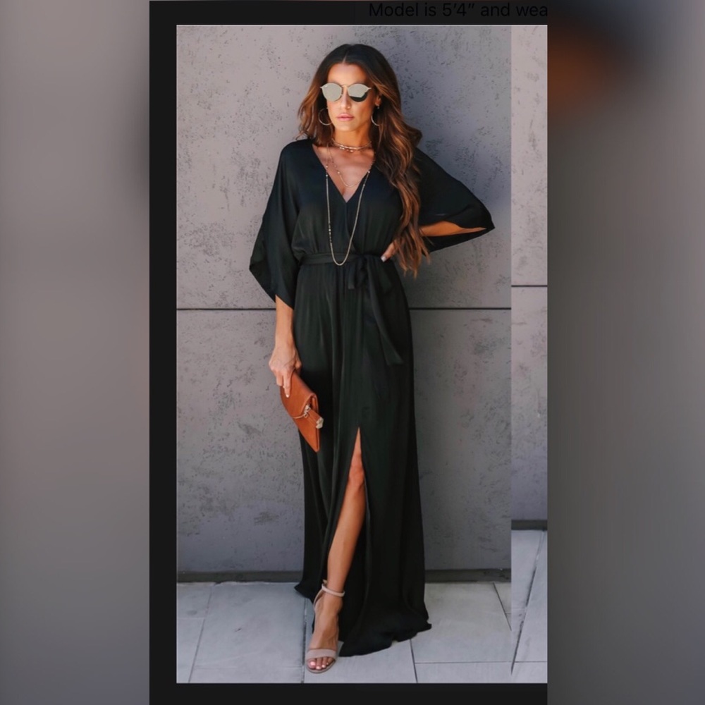 ***NWT VICI AAKAA ARIA KIMONO MAXI DRESS M***